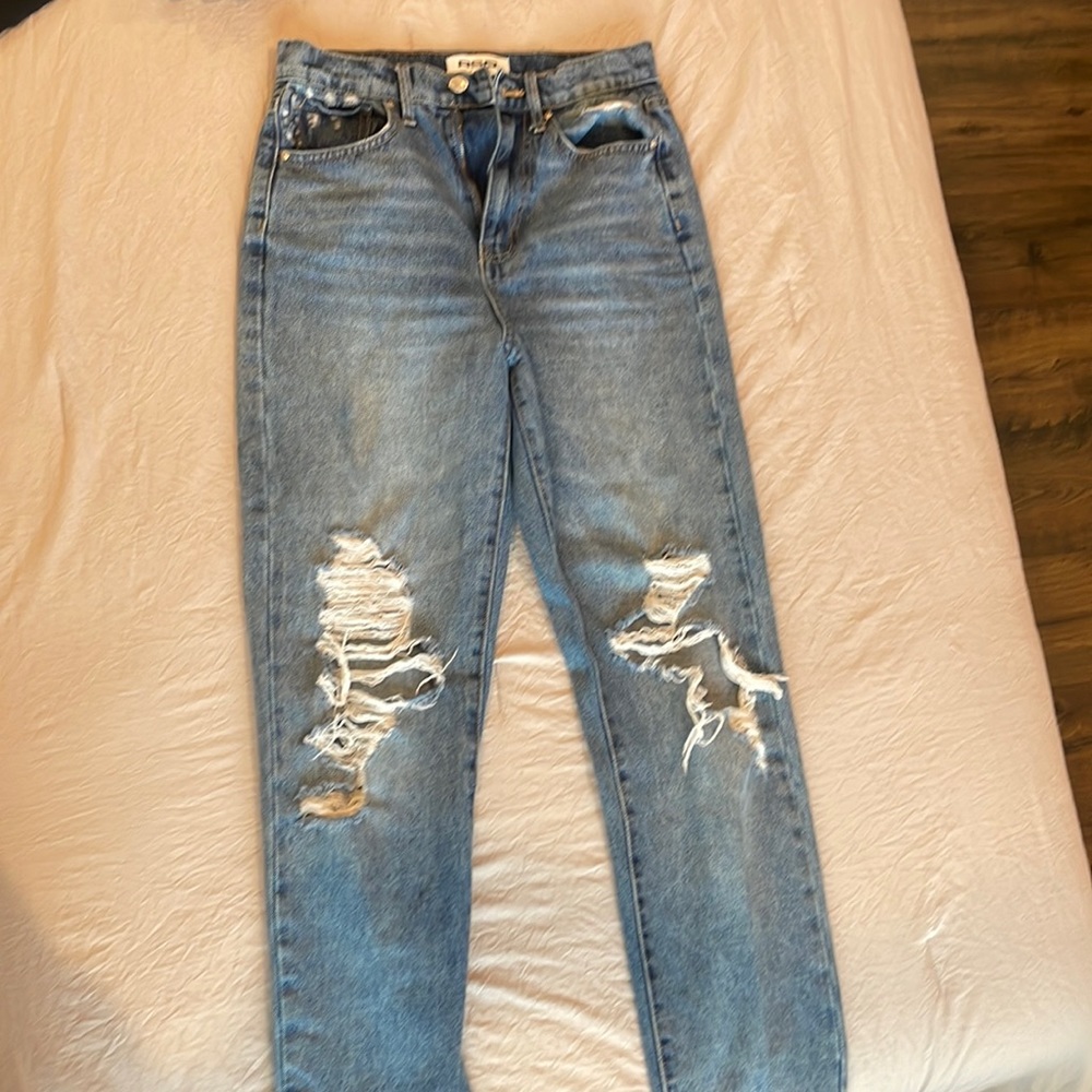 24•90’s Jeans brand RSQ with rips at the knees